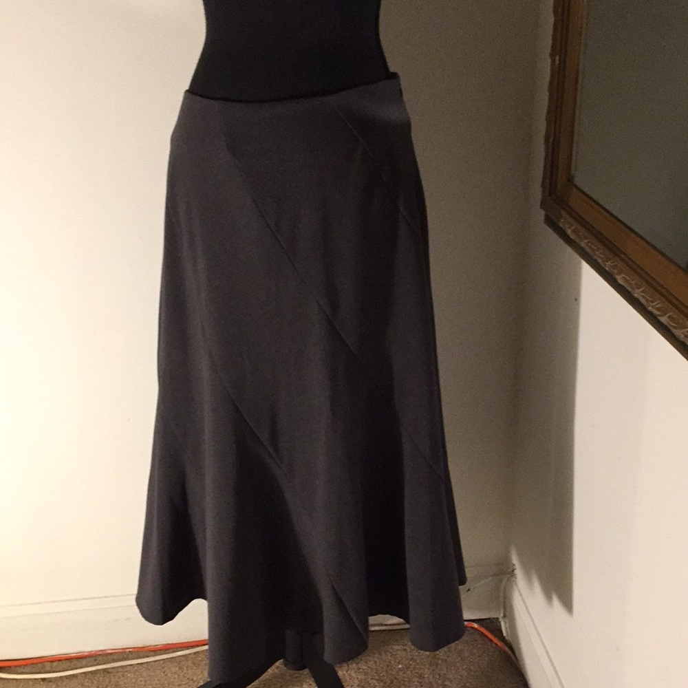 Apostrophe skirt